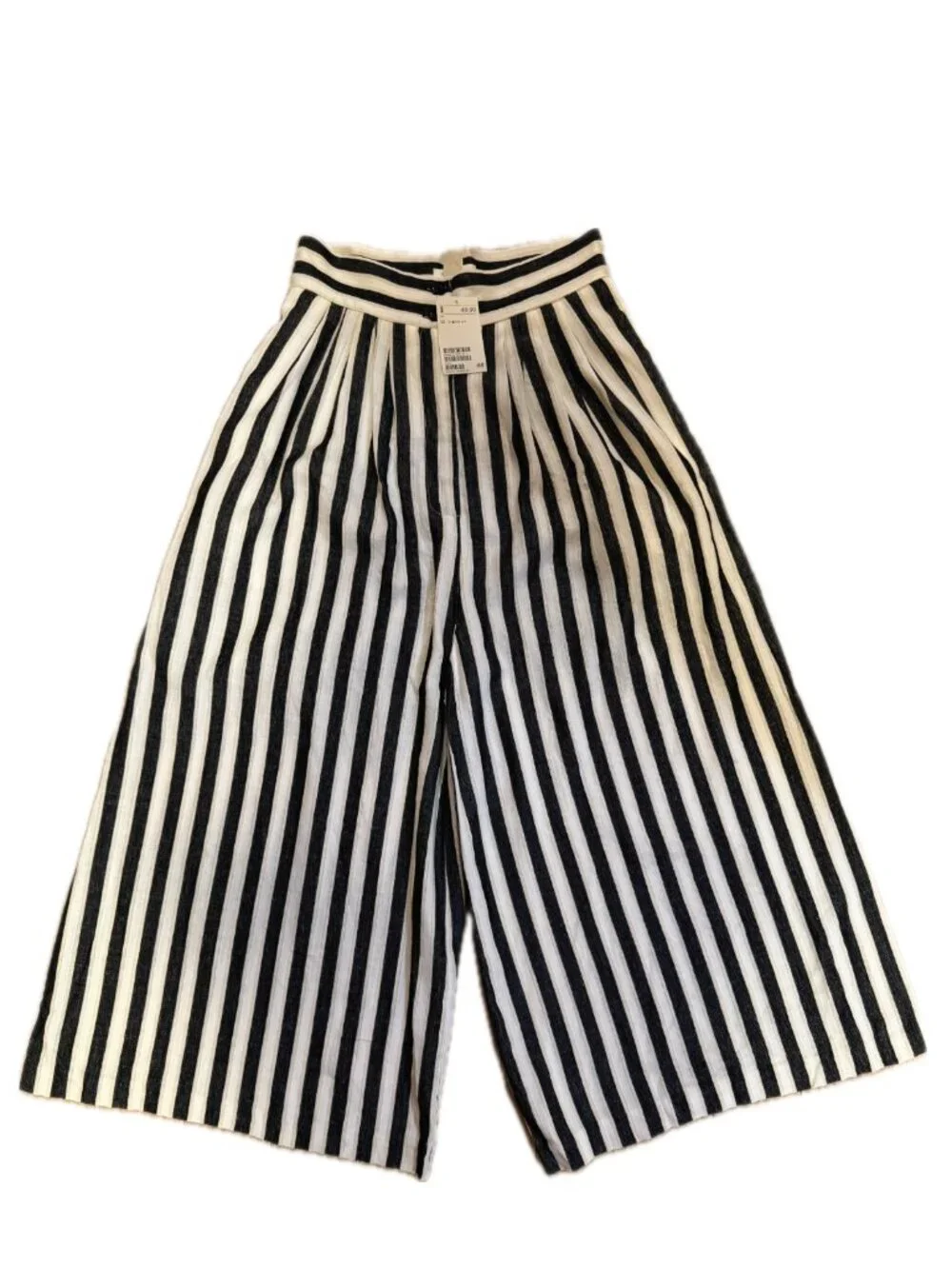 Trending NWT, Sz 6 H&M, Linen Blend Long Line Short, Culotte, Stripe Pattern